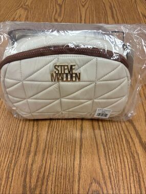 Steve Madden cosmetic/ top handle bag, NWT
